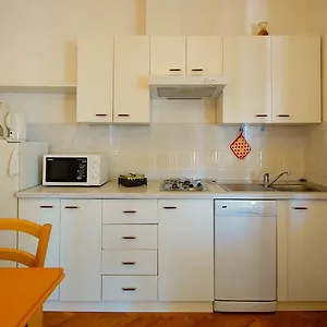 Lina Apartament